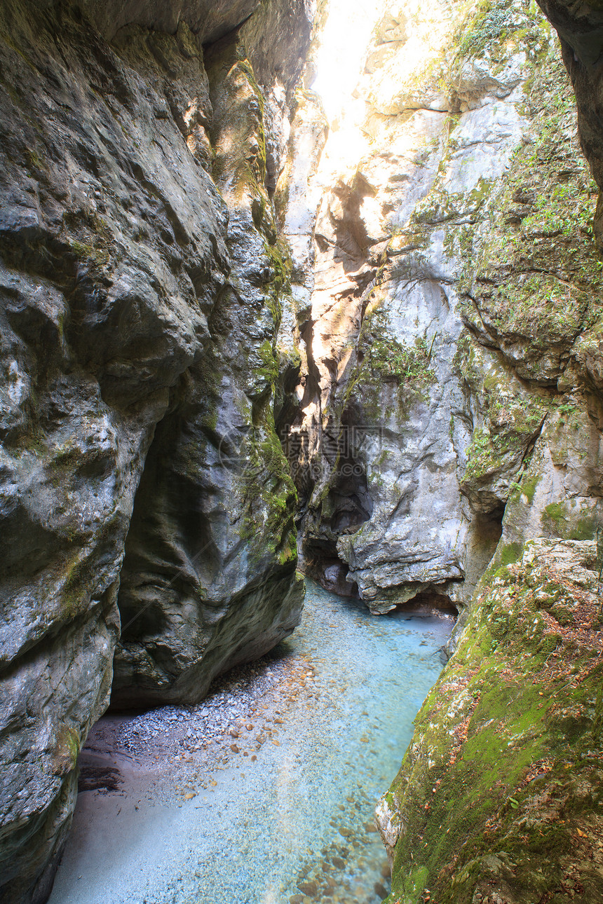 托尔明斯卡科里塔荒野森林峡谷自然景观岩石旅游温泉图片