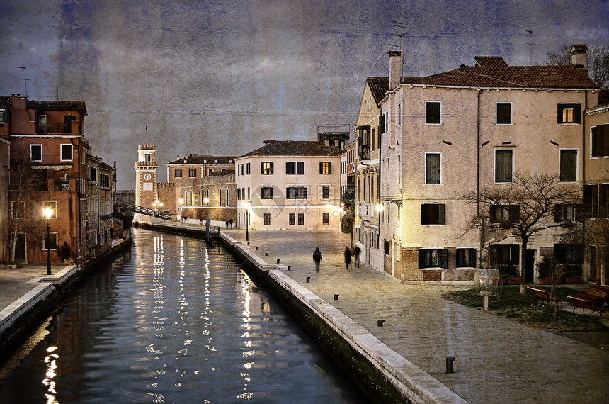 美丽的水上街道     意大利威尼斯 夜景图片