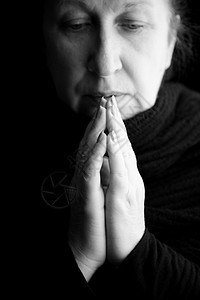 祈祷思考信徒女士白色浸信会宗教黑色女性长老信仰背景图片