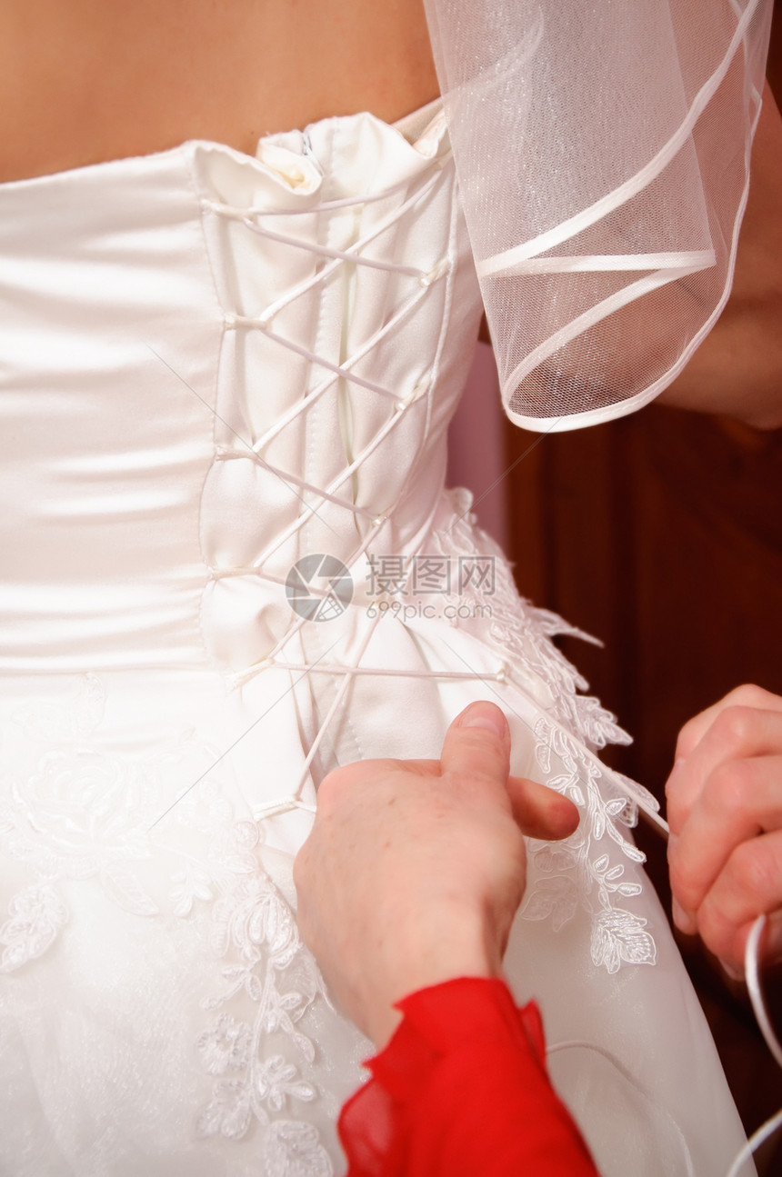 衣服婚纱图片