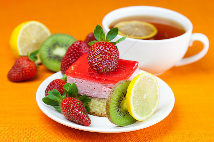 柠檬茶 基威茶 蛋糕和草莓橙子甜点坚果奢华盘子杯子美食巧克力柠檬液体图片