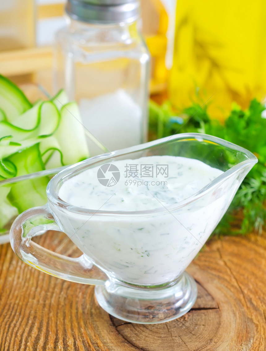 白酱树叶蔬菜香料薄荷酸奶食物奶制品胡椒黄瓜派对图片