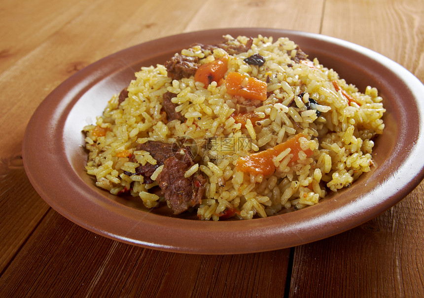 传统东方比拉fcolor葡萄干午餐品味牛肉美食羊肉胡椒香料胡椒脊蔬菜图片