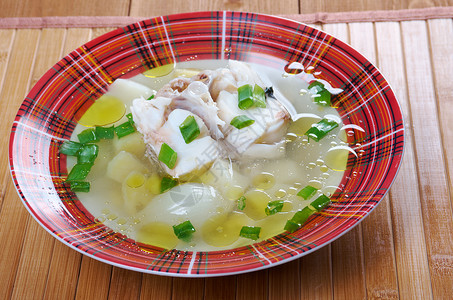 Ukha 俄罗斯鱼汤锥体海鲜肉汤食物传统背景图片