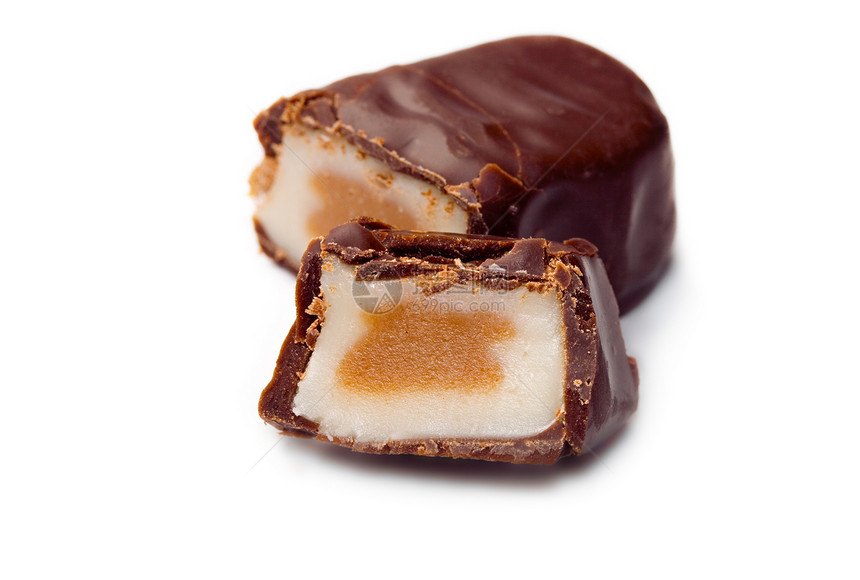 白上孤立的糖果白色甜点棕色诱惑营养育肥焦糖切割宏观巧克力图片