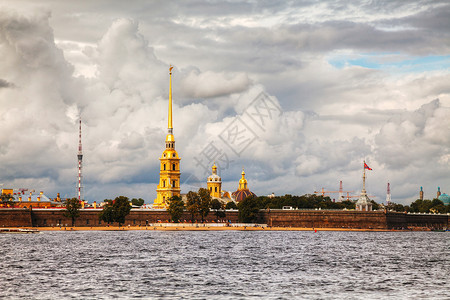 彼得曼岛圣彼得堡圣彼得保罗要塞概况大教堂地方航海景观建筑建筑学天空城市旅行教会背景