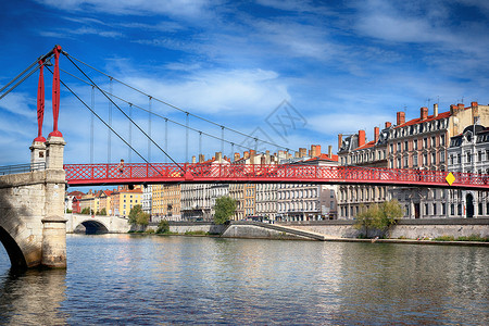 里昂红人行桥的视图背景图片