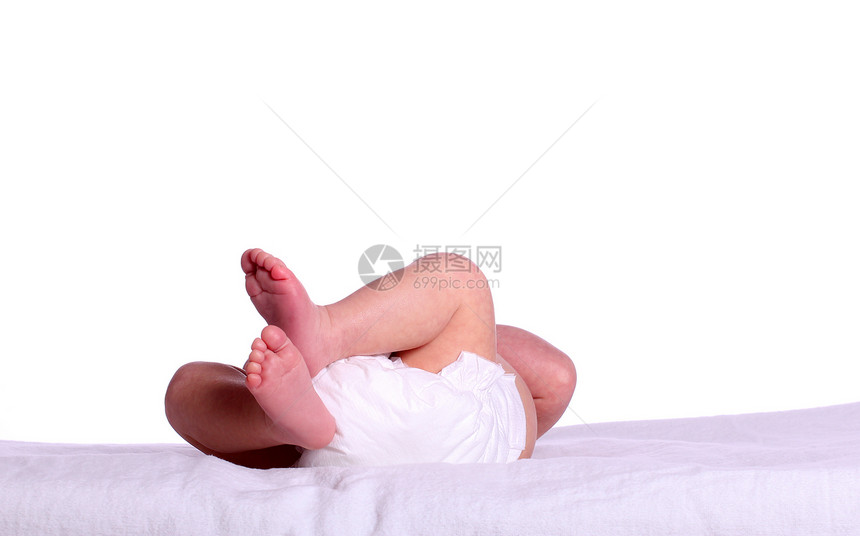 婴儿尿布 白睡在白色上图片