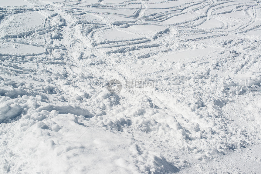 滑雪车轨踪迹探索途径旅行路线痕迹活动季节小路娱乐图片