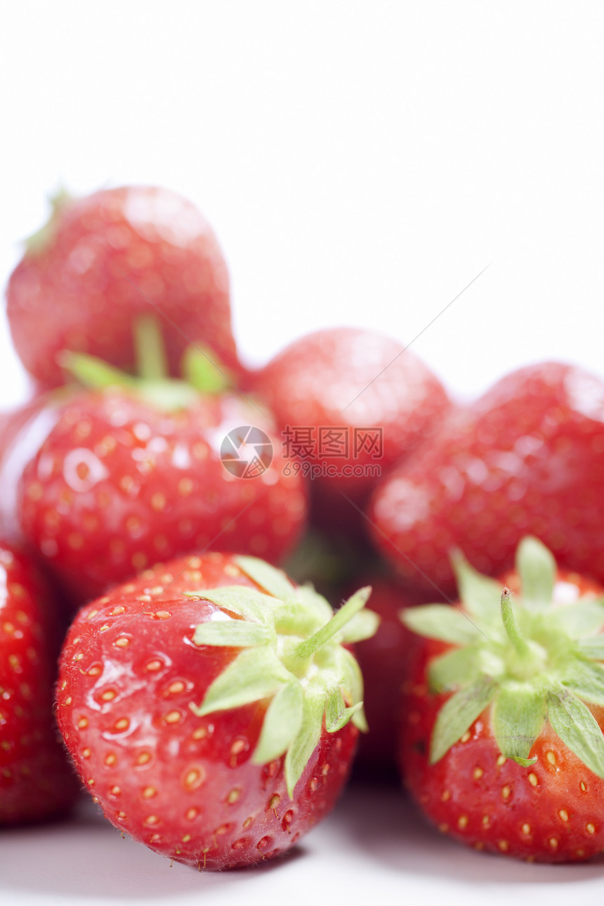 新鲜草莓食物红色白色水果图片