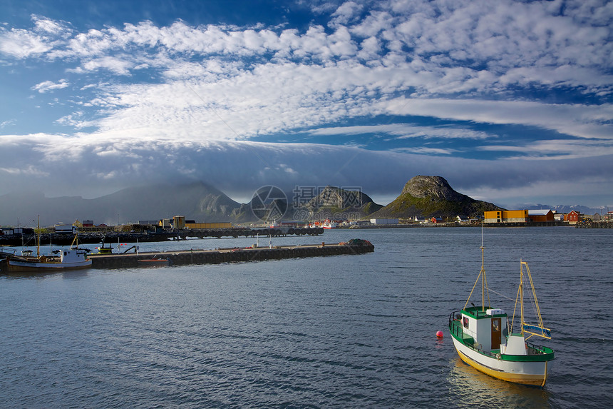 挪威渔业港口挪威渔船港支撑村庄船运晴天血管海洋海岸线钓鱼海岸图片