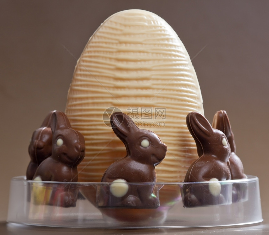 复活节巧克力诱惑棕色静物营养食物巧克力白色图片