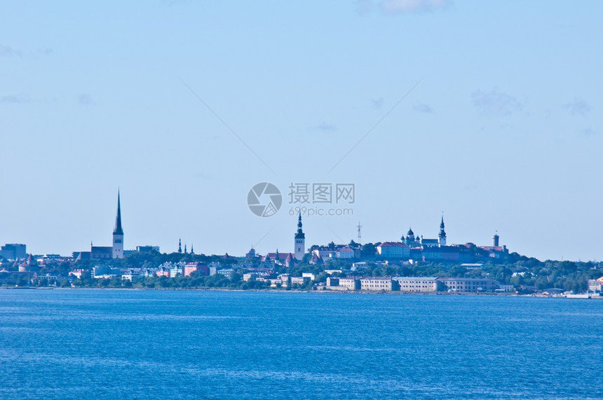 塔林天际景观建筑学历史性教会首都风景海岸线天空蓝色图片