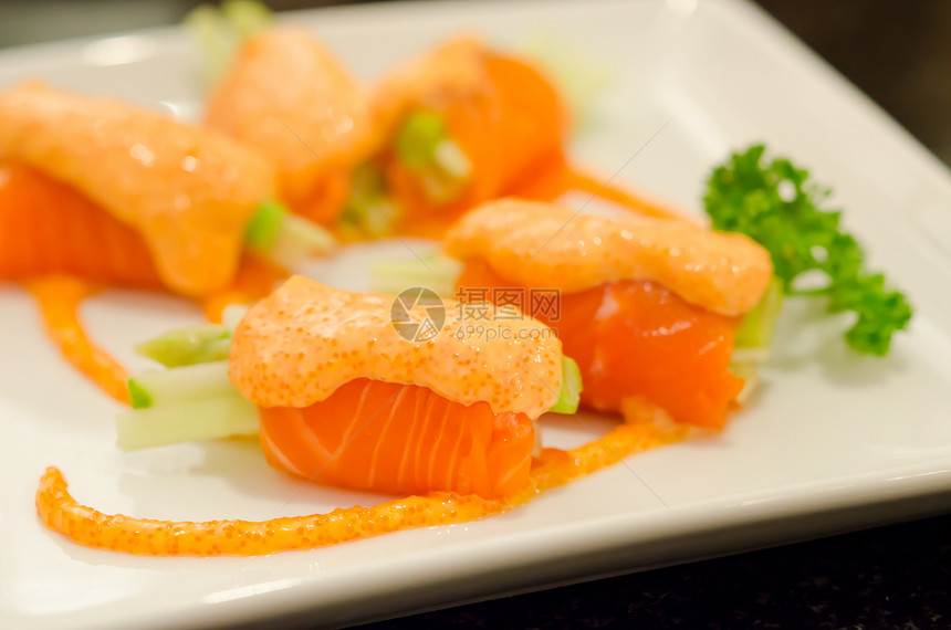 亚洲风格食品蔬菜寿司食物海鲜营养美食图片