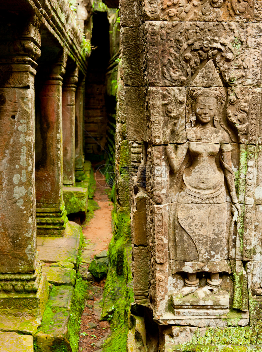 在拜隆寺上微笑着的面目文化纪念碑石头旅游建筑旅行废墟高棉语艺术建筑学图片