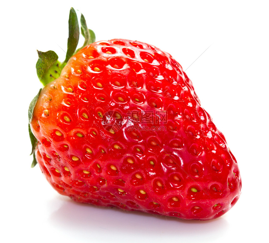 白色背景的新鲜草莓 新草莓农业食物养分种子花园浆果甜点团体叶子果味图片