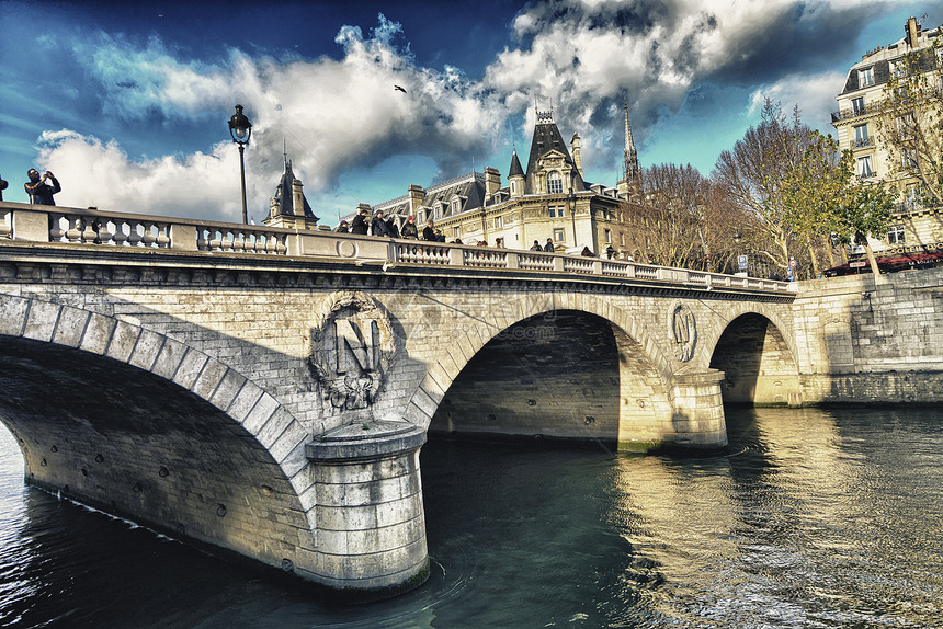 巴黎拿破仑桥图片