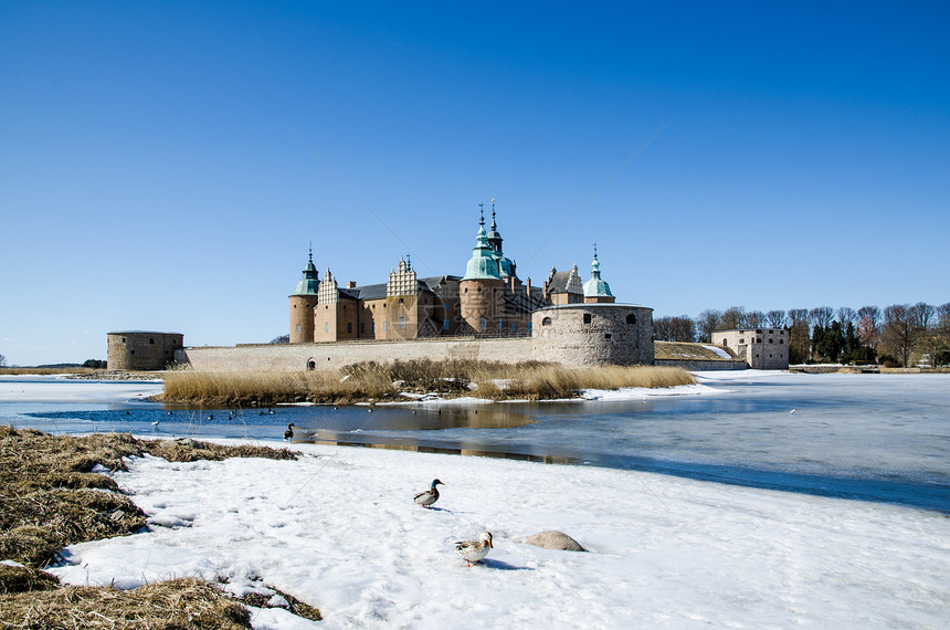 Kalmar城堡的春季时间图片