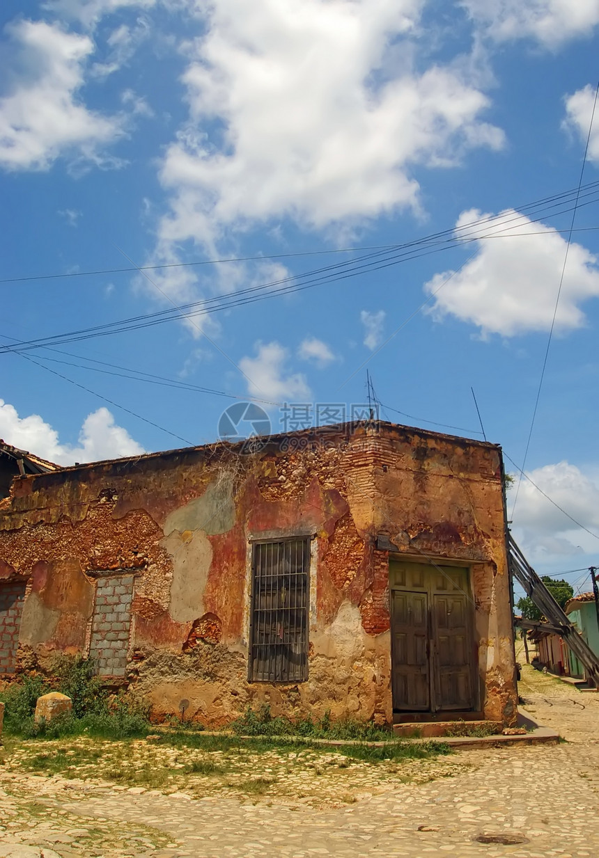古巴特立尼达之家维修公民宿舍天堂房子电线瓷砖图片