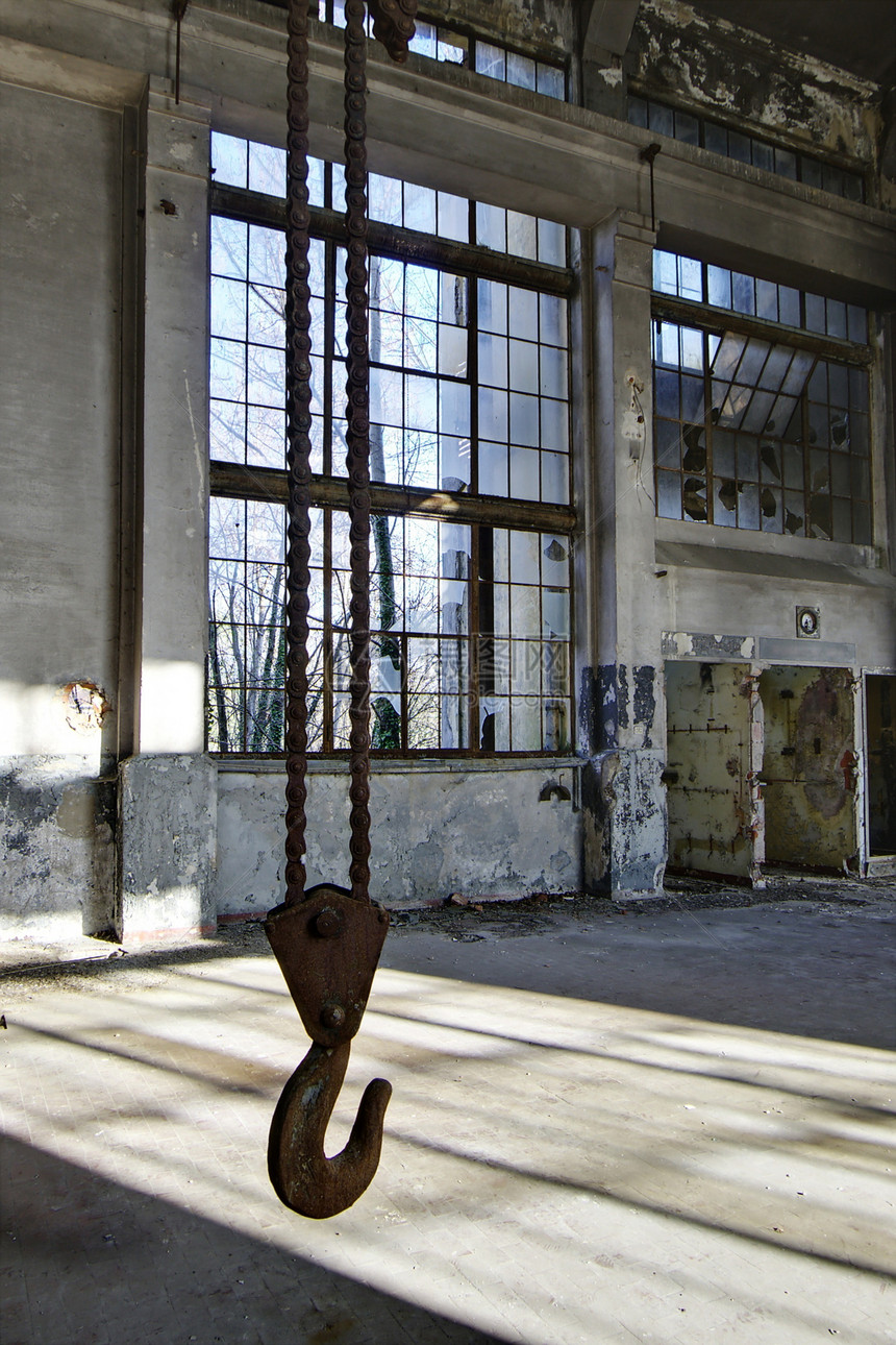废弃工厂小睡衣玻璃建筑仓库窗户机械图片