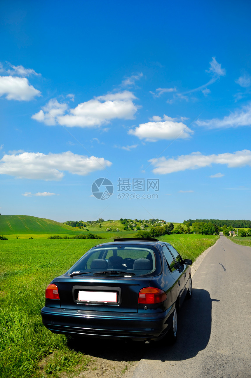 汽车和景观场地活动农村假期蓝色发动机运输旅游土地场景图片