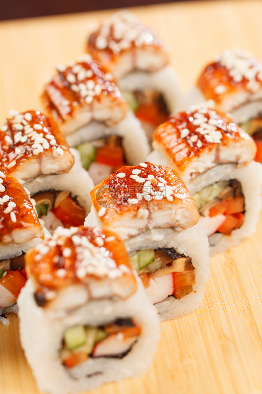 寿司加美食饮食传统鳗鱼熟食鱼子团体芝麻盘子食物图片