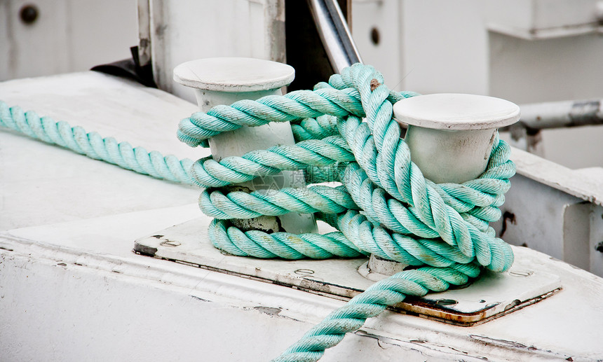 绿绳港口材料血管圆形绳索螺旋海洋码头安全航海图片