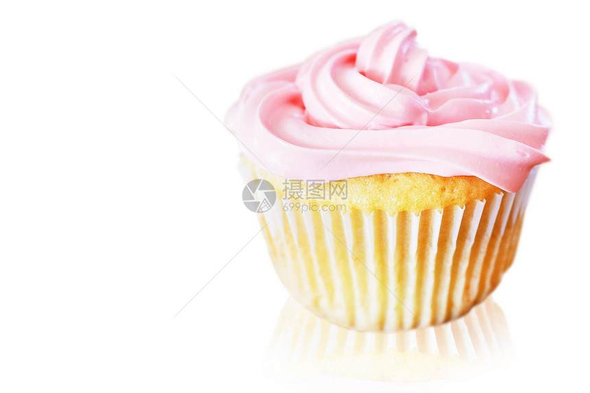 粉色霜冻的香草蛋糕烹饪乐趣粉末庆典白色食物营养褶皱红色糖果图片