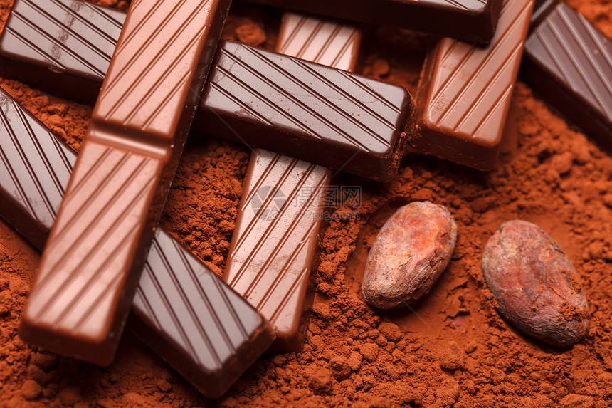 含有可可豆的巧克力食物小吃水果宏观饮食静物生活牛奶烹饪平板图片