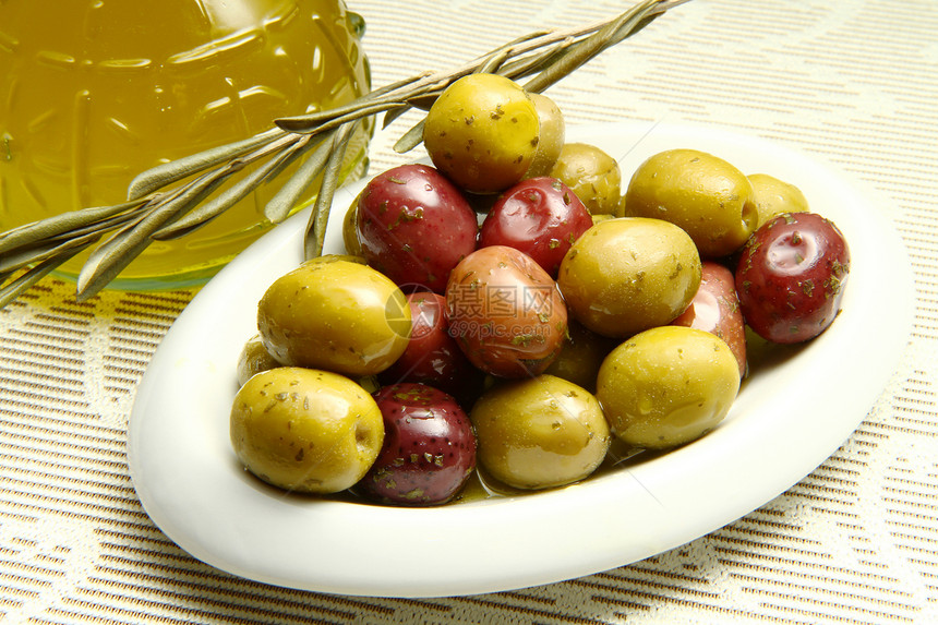 橄榄油水果收成食物玻璃油壶叶子饮食香气营养餐厅图片