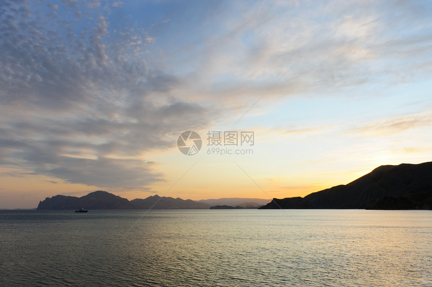 海海景观海景热带天空异国橙子海岸线海湾风景悬崖山脉图片