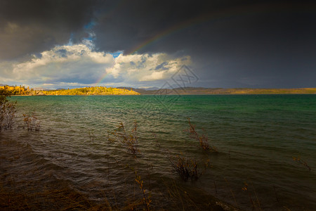 尚普兰湖彩虹冒险远征高清图片