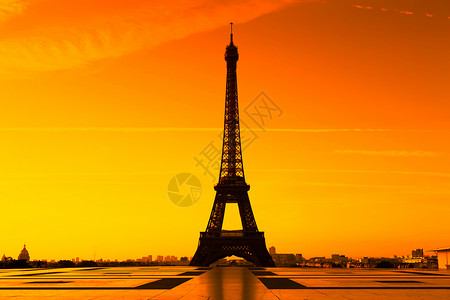 特罗卡德罗埃菲尔铁塔 巴黎橙子火焰城市天空旅行地标首都景观阳光全景背景