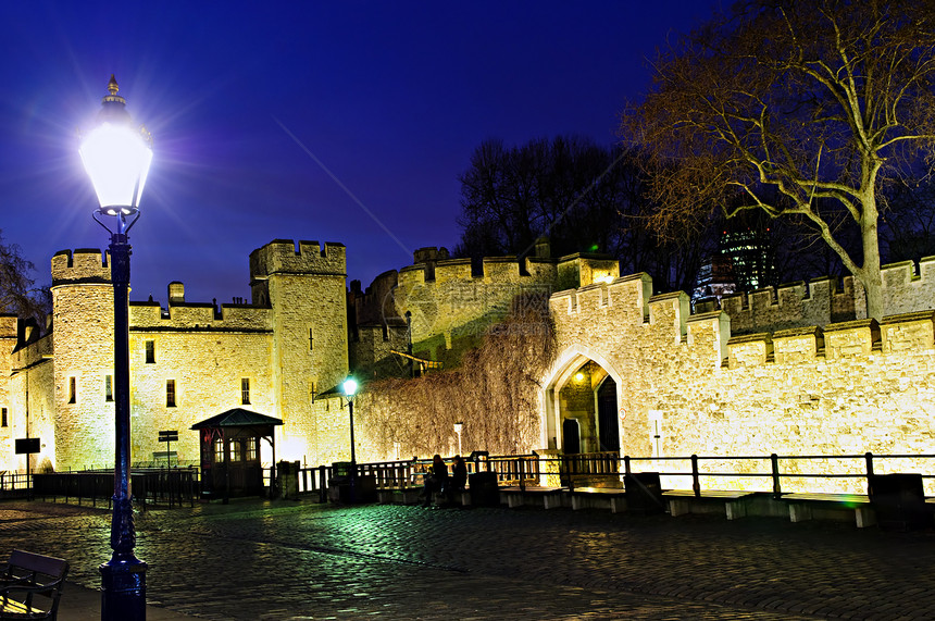 夜间伦敦塔墙壁图片