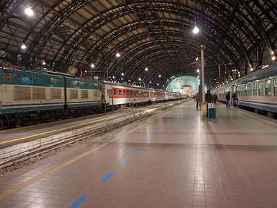 车站平台火车运输过境铁路旅行背景图片