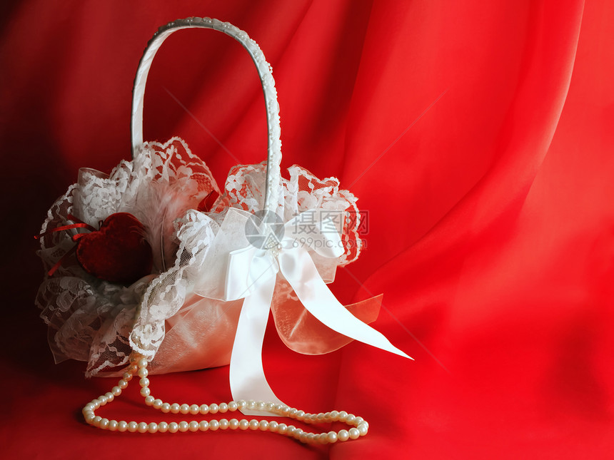 新娘篮子编织婚礼婚姻珍珠白色传统庆典蕾丝项链图片