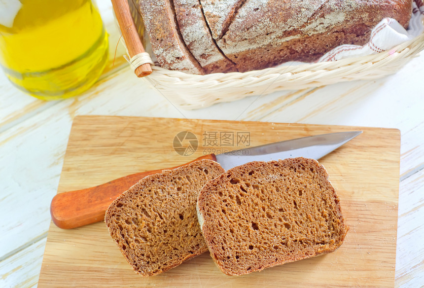 新鲜面包谷物桌子面粉酵母早餐燕麦种子篮子产品大麦图片