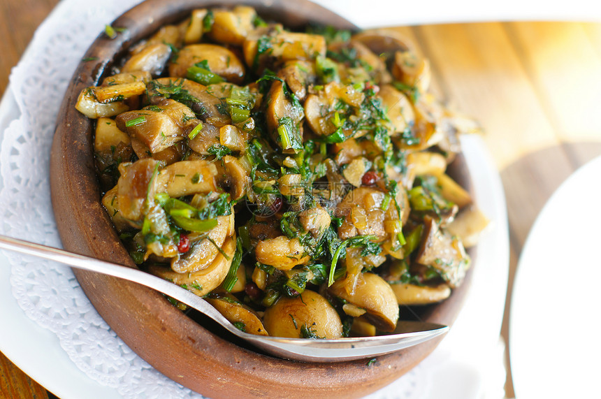 糖蘑菇蔬菜菜单细绳宏观食谱洋葱油炸种子绿色烹饪图片