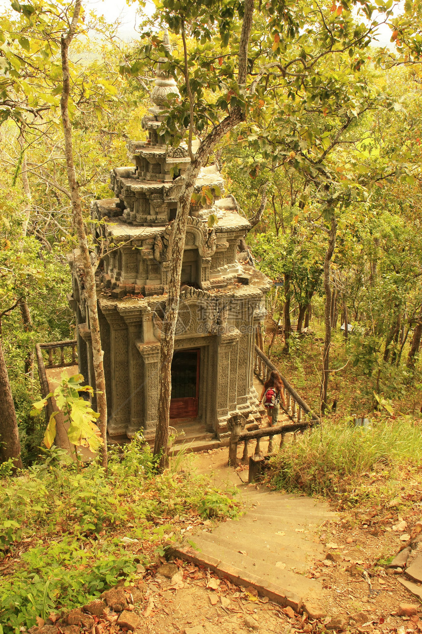 柬埔寨 Kratie 金山博克雕像建筑学坎皮寺庙图片
