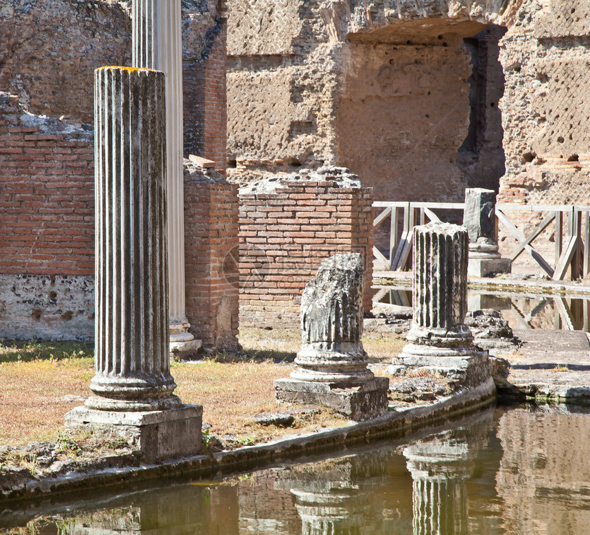 罗马柱寺庙皇帝废墟住宅遗产地标历史性帝国城市风景图片