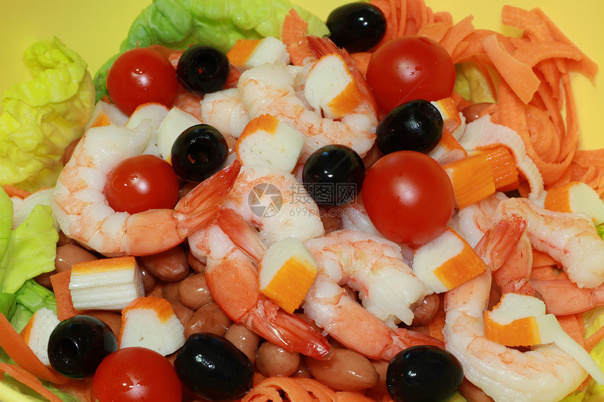 沙拉与虾混合沙拉盘子桌子美食饮食叶子卷曲菜单宏观环境图片