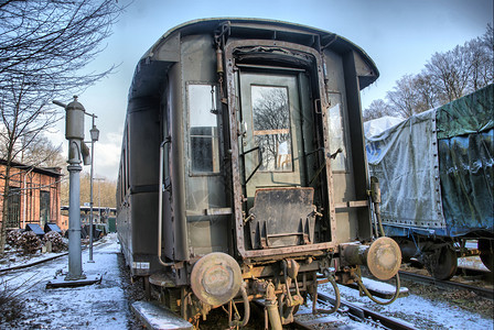 轨道车旧废旧铁路火车头火车机车壁板驾驶蒸汽机货场驱动杆细节蒸汽背景