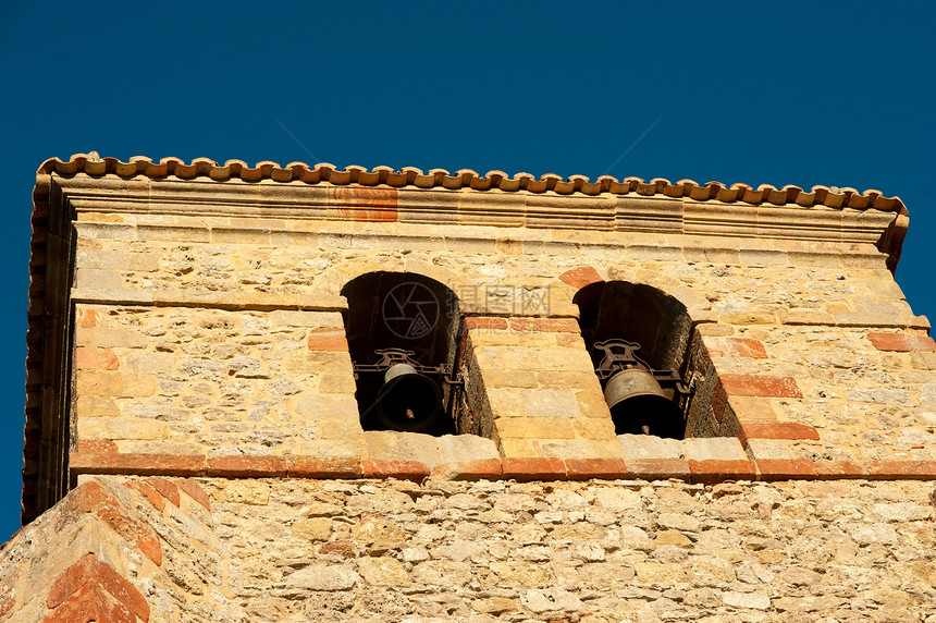 教堂塔石工水平钟楼钟声建筑学建筑历史性石头塔楼窗户图片