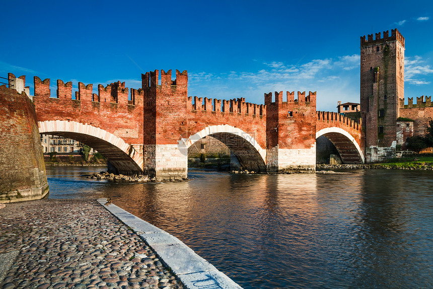 意大利维罗纳的历史性建筑学古董文化旅行基础设施吸引力历史堡垒地标图片