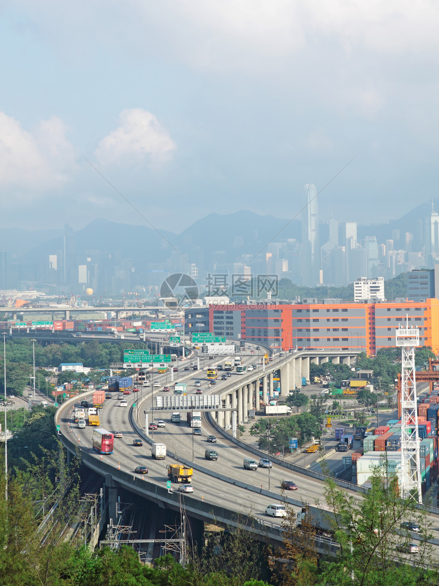 香港集装箱集装箱码头和石板桥加装建筑曲线场景海洋街道景观辉光市中心蓝色汽车图片