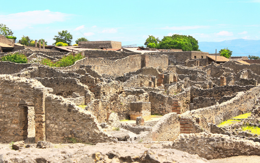 庞贝的废墟历史柱子城市地标考古学爆发拆除古董旅行火山图片