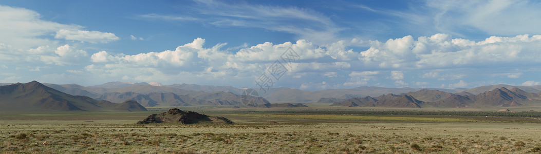 Altai山脉 美丽的高地景观 蒙古山脉风景天空岩石土地地形蓝色山腰爬坡高原背景图片