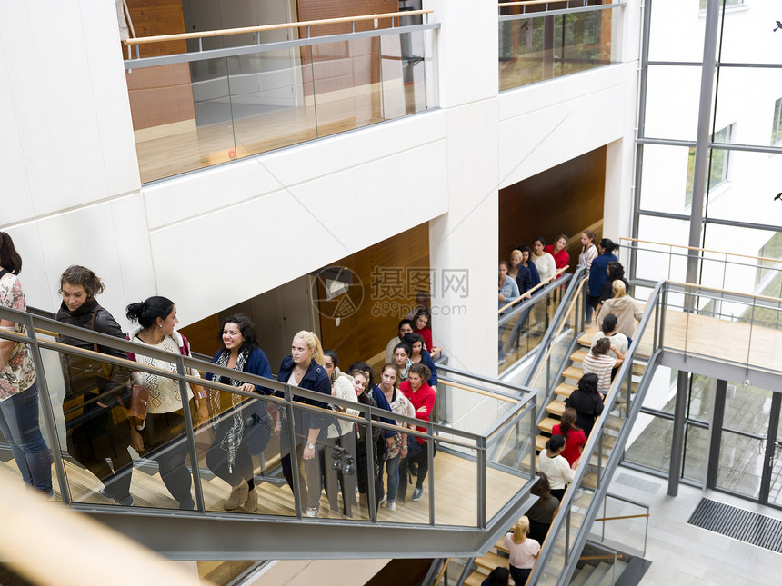 排队等候的人耐力楼梯文化辅助游客人群大群人旅行成人勘探图片