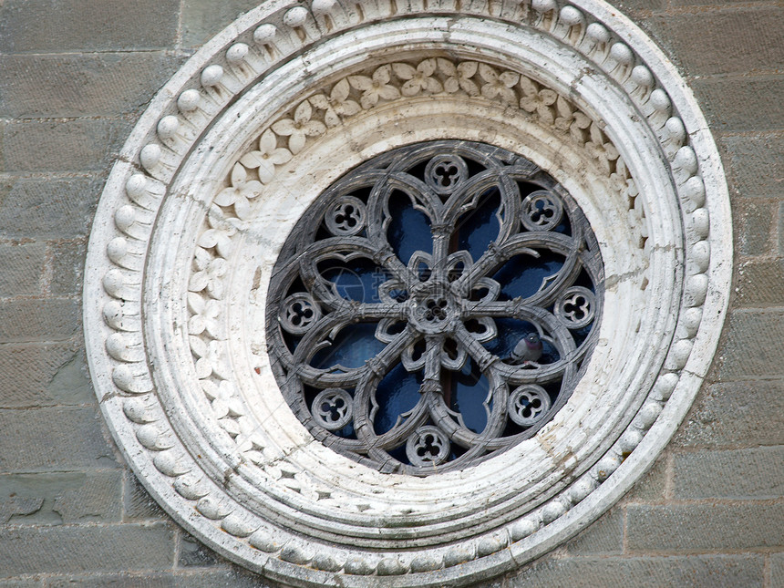科托纳周围橄榄林和平原的景象玫瑰避难所神社花环艺术石头窗户建筑学宗教教会图片