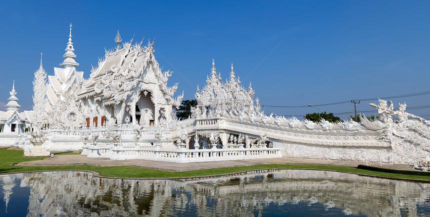 泰国清莱的白寺 全景网图片